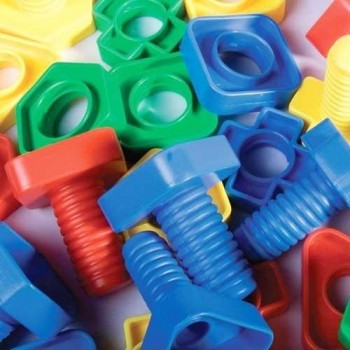 Tornillos y tuercas 32 ud.
