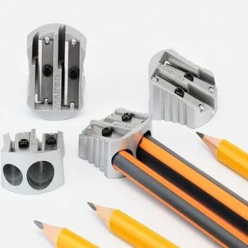 SACAPUNTAS METAL 2 USOS MAPED