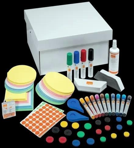 KIT DE ACCESPRIOS CONFERENCIA (ROTULADORES, IMANES, BORRADOR, TARJETAS, GOMETS,ETC)