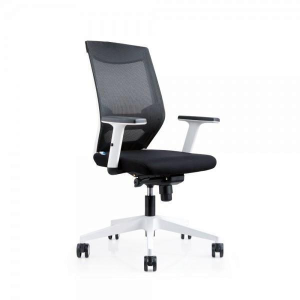 SILLA OPERATIVA CON ASIENTO TAPIZADO Y BRAZOS